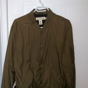 Army Green Men’s Bomber Jacket